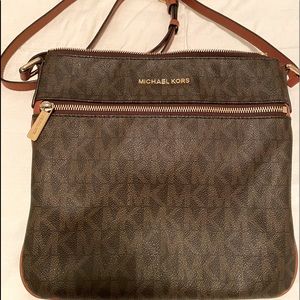 Michael Kors Crossbody Bag
